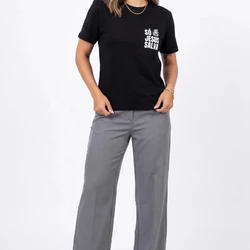Camiseta Feminina Preta Estampa Só Jesus Salva