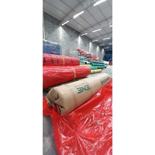 Lona Dupla Face Preta E Branca Para Silagem 6x20m 200 micras