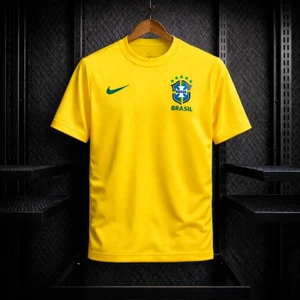 Camisa Brasil Torcedor Nike 2026 Amarela Masculina