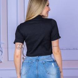 Cropped Canelado Gola Alta Minimal