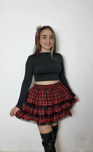 Saia Junina - Anne 