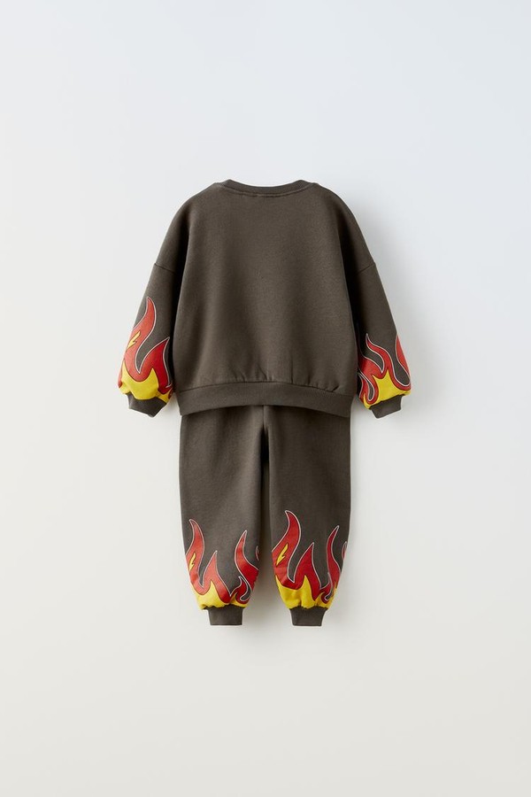 CONJUNTO DE MOLETOM E CALÇA HOT WHEELS