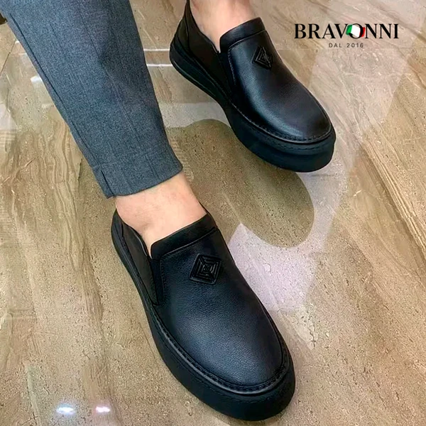 [COMPRE 1 E LEVE 2] Mocassins de couro suave, leves e confortáveis