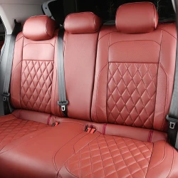 Kit Completo de Capas para Banco de Carro Evurus em Couro Legítimo Universal 5 Lugares Com Airbag + Tapetes e Capa de Volante