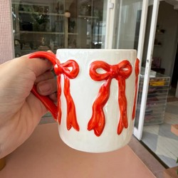 Caneca Laço Amour em Cerâmica - 300ml