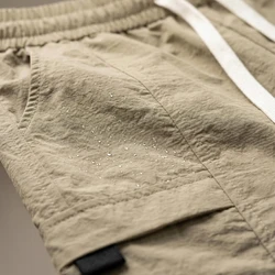 [Pague 3, Leve 5!] Bermuda Cargo Fornax Masculina em Nylon Técnico Hidrorrepelente com Bolsos Utilitários e Cós Elástico