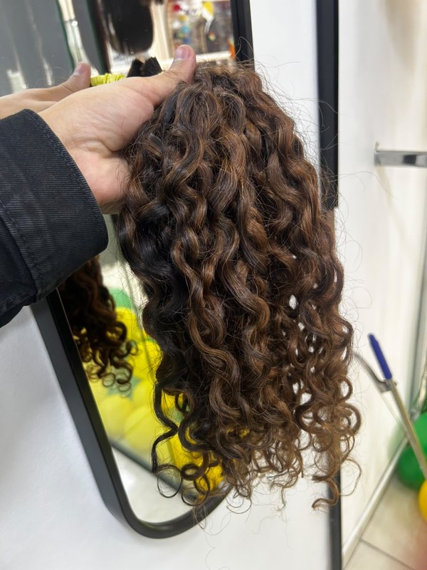 Cabelo Cacho Caipira Iluminado Escuro Fios de 55 cm (100g)