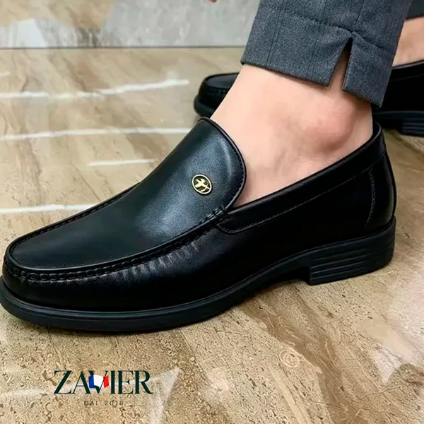 [COMPRE 1 LEVE 2] Mocassins Sociais em Couro Bovino Respirável