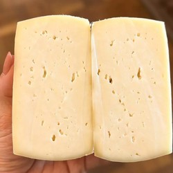 Queijo Minas Artesanal Cremoso - 400g