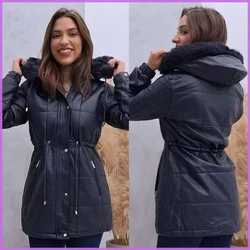 [Pague 1 Leve 2] Parka Feminina Premium Forrada com Ajuste na Cintura e Capuz Removível
