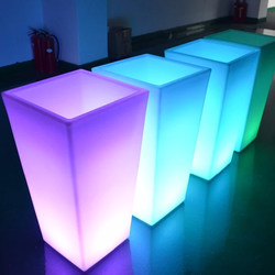 Vaso Afunilado com LED Iluminado Sem Fio de 76 cm