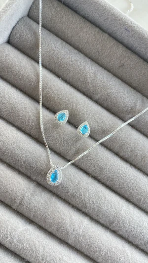 Conjunto de Gota Azul Bebê
