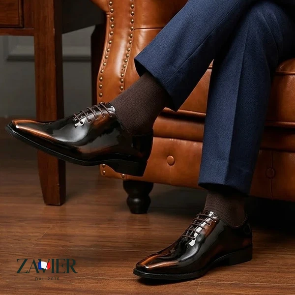 [COMPRE 1 E LEVE 2] – Sapatos Social Oxford Inglês em Couro Envernizado
