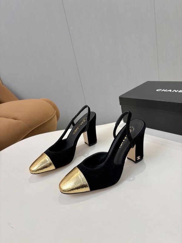 Salto Chanel