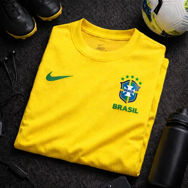 Camisa Brasil Torcedor Nike 2026 Amarela Masculina