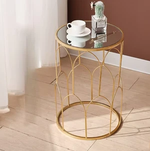 Mesa Lateral Dourada Com Espelho