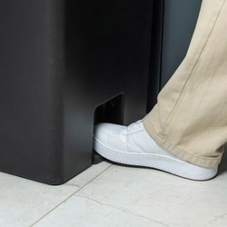 Lixeira com pedal com duplo compartimento Ou 30L Linha Trium