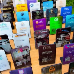 Display Inteligente NFC + QR CODE Personalizável