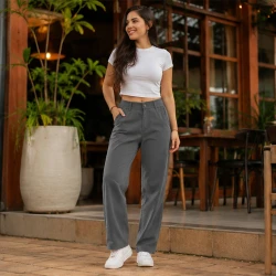 [LEVE 3 PAGUE 2] Calça Feminina Noara em Seda Gelo e Poliéster (Puro Charme de 2026!)