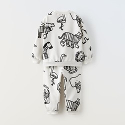 CONJUNTO DE MOLETOM E CALÇA COM ANIMAIS