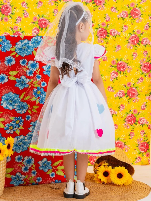 Vestido Junino Novinha com Véu - Branco Com Corações  