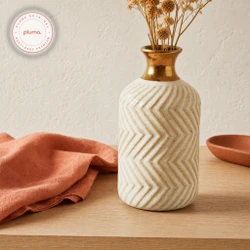 Vaso em Cerâmica com Ranhuras Bege e Dourado 14cm