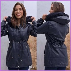 [Pague 1 Leve 2] Jaqueta Parka Premium Forrada com Capuz Removível e Ajuste na Cintura