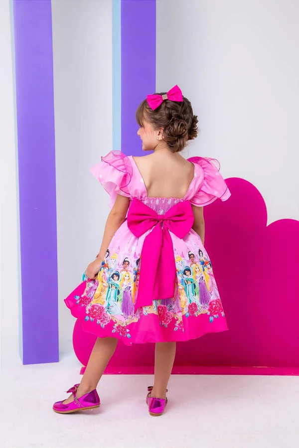 Vestido Temático Estampado - Princesas - Rosa 