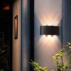 Arandela Externa de Parede em LED à Prova D'água