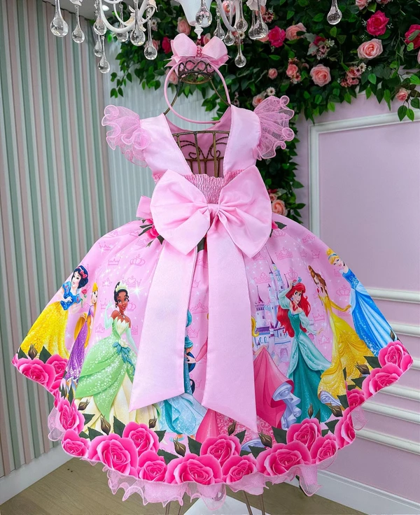 Vestido Temático - Manga Tule - As Princesas  