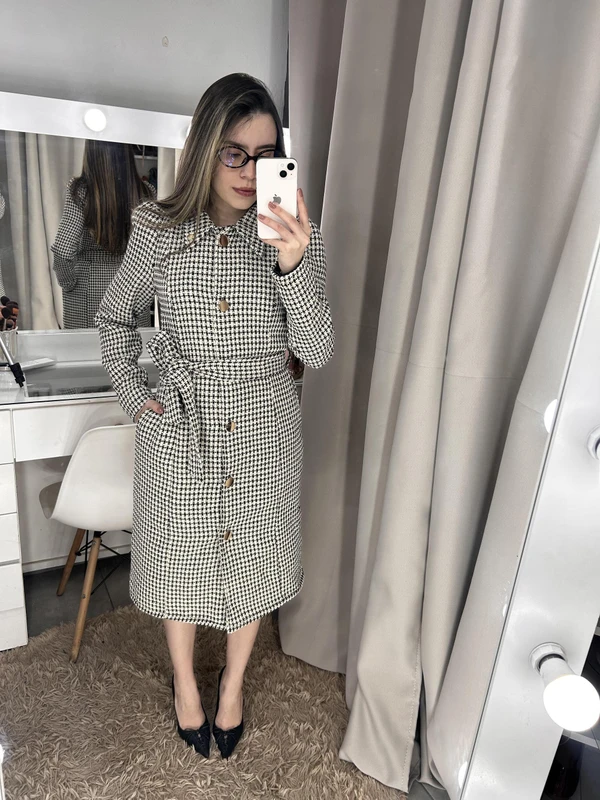 Sobretudo Manuela PRÉ-VENDA