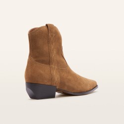 Shadow Rye Suede
