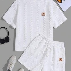 Conjunto Camiseta e Bermuda Elegancy