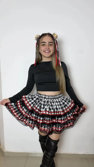 Saia Junina - Fernanda