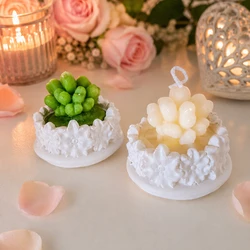 Vela Perfumada em Formato de Suculenta no Vasinho Floral de Gesso