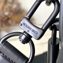 Louis Vuitton Speedy 30 Black Edition
