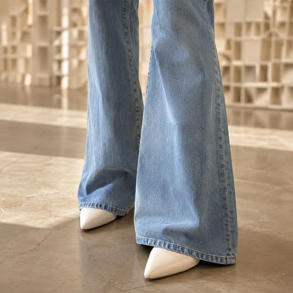 [LEVE 3 PAGUE 2] Calça Feminina Helena Flare em Jeans (Para mulheres que amam se sentir bem!)