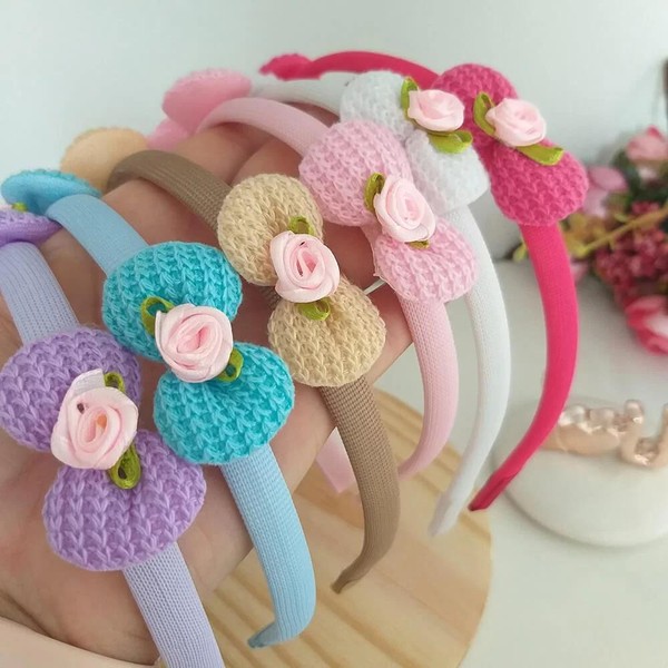 Tiara Laço Borado Com Aplicação de Rosa