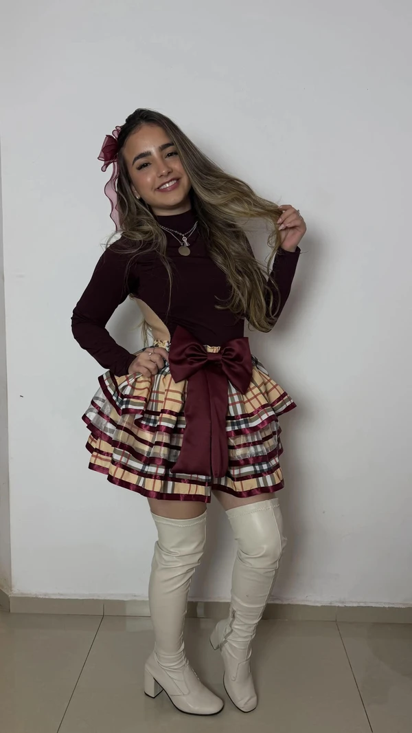 Saia Junina - Luana