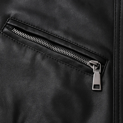 Jaqueta Masculina de Couro com Cinto Frontal