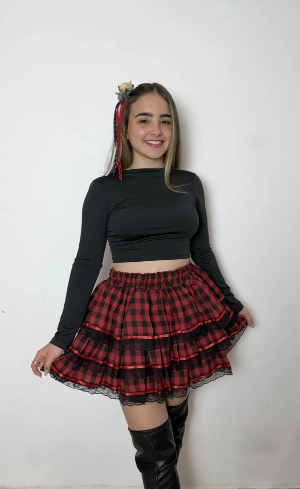 Saia Junina - Anne 