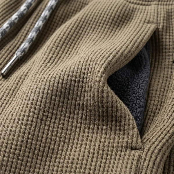 [Pague 2, Leve 3!] Calça Jogger Nordic Masculina em Algodão Texturizado, Poliéster e Forro Fleece de Alta Retenção Térmica com Ajuste Trançado e Ponteiras Metálicas