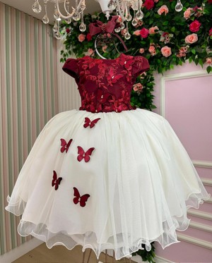 Vestido Glamour – Bordado com Aplicações de Borboletas – Marsala