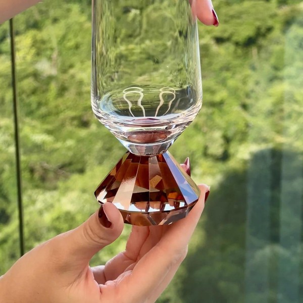 Taça de Vidro para Champanhe Diamante Âmbar
