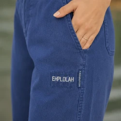 [LEVE 3  PAGUE 2] Calça Feminina Luna em Jeans Original (Charme delicado!)