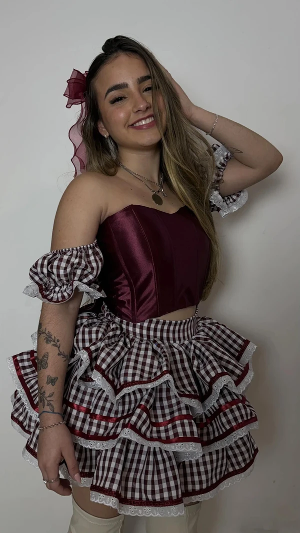 Conjunto Junino - Ísis