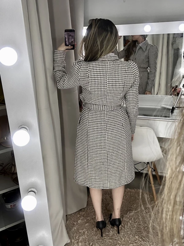 Sobretudo Manuela PRÉ-VENDA